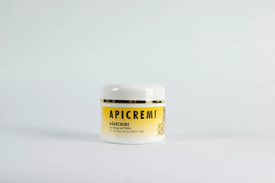 Naehrcreme.jpg Naehrcreme.jpg